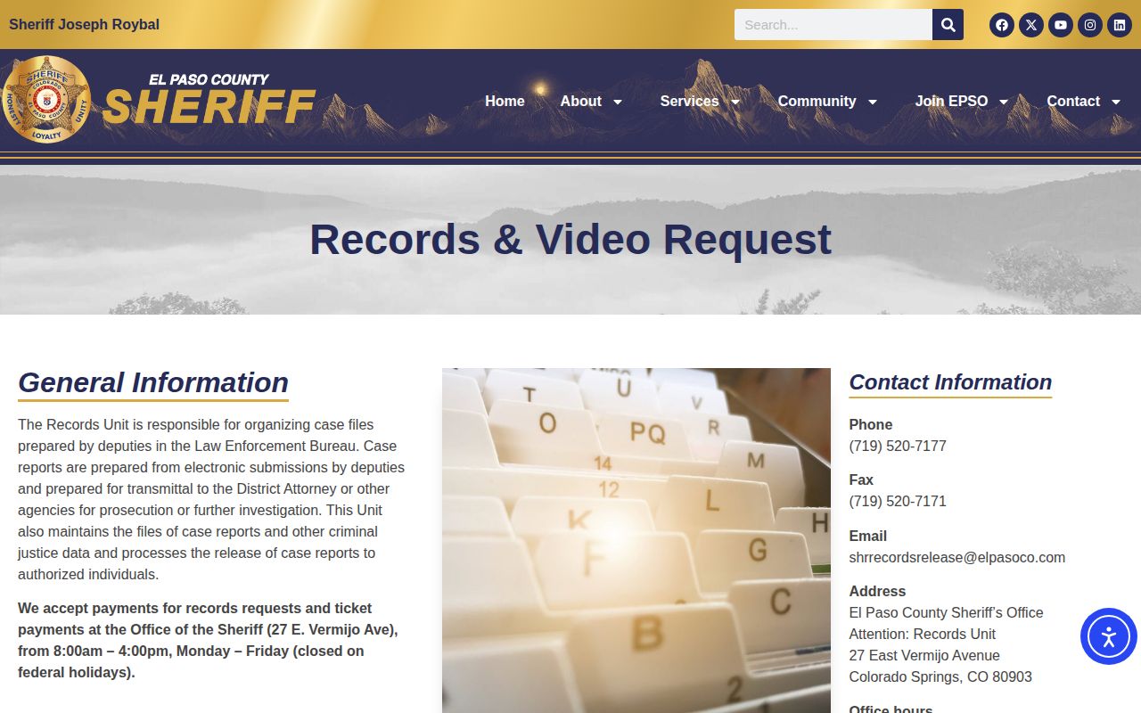 El Paso County booking photo and records request page